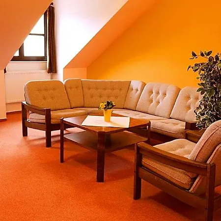 Floret Hotel Průhonice