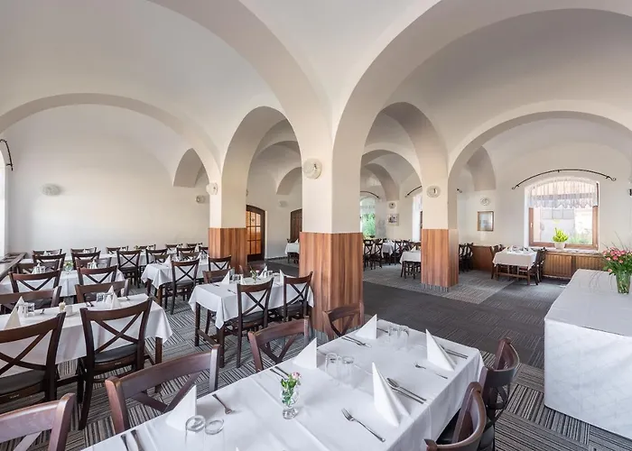 Floret Hotel