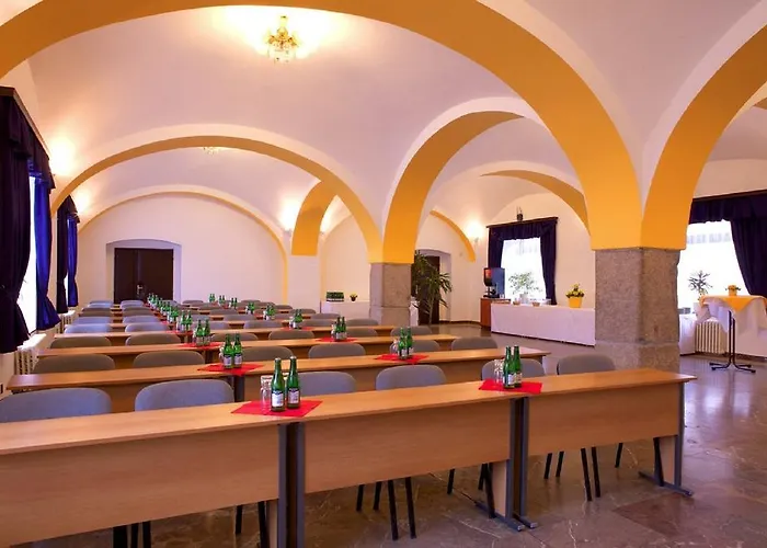 Floret Hotel 3*